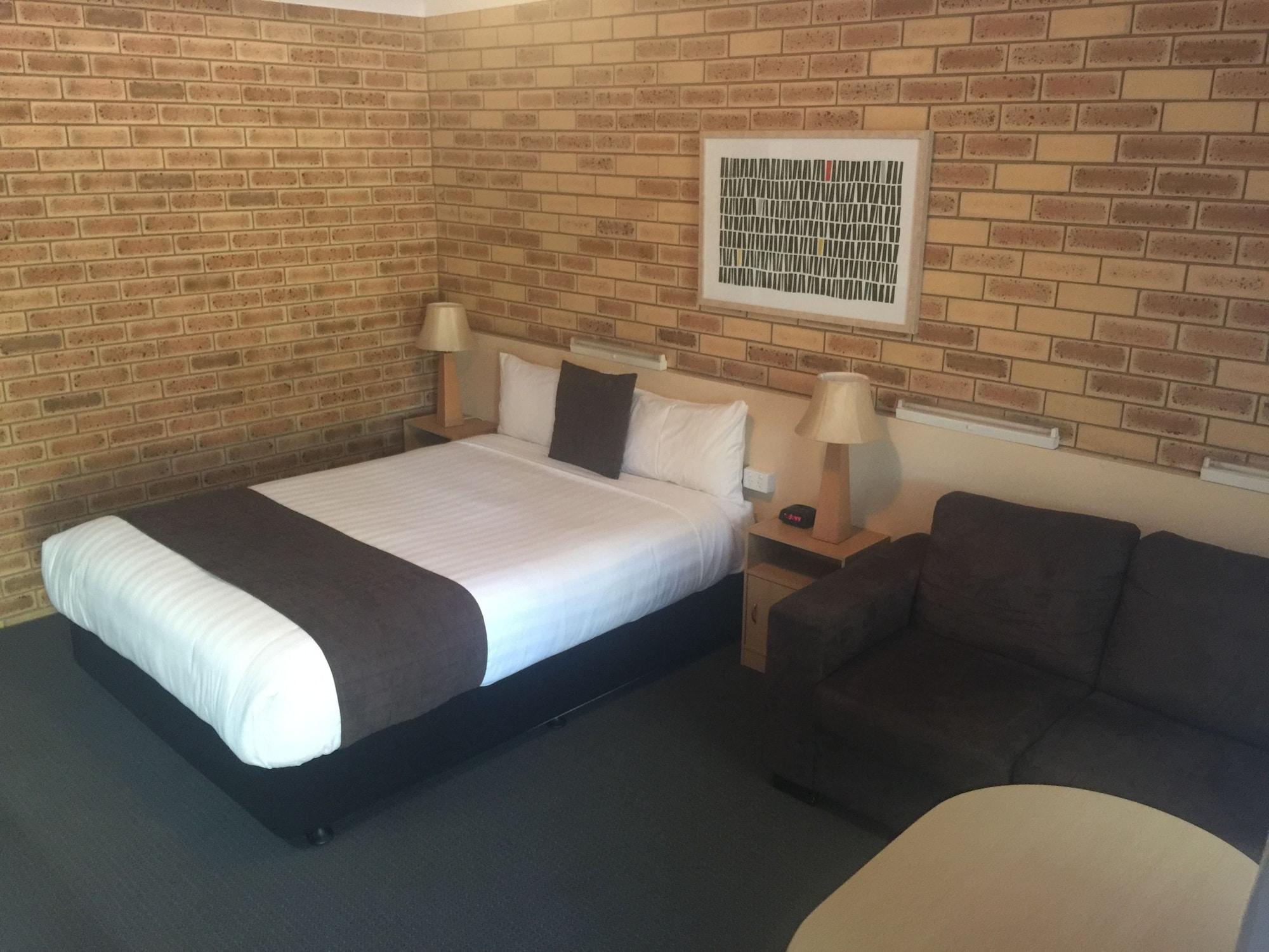 Blue Violet Motor Inn Toowoomba Buitenkant foto