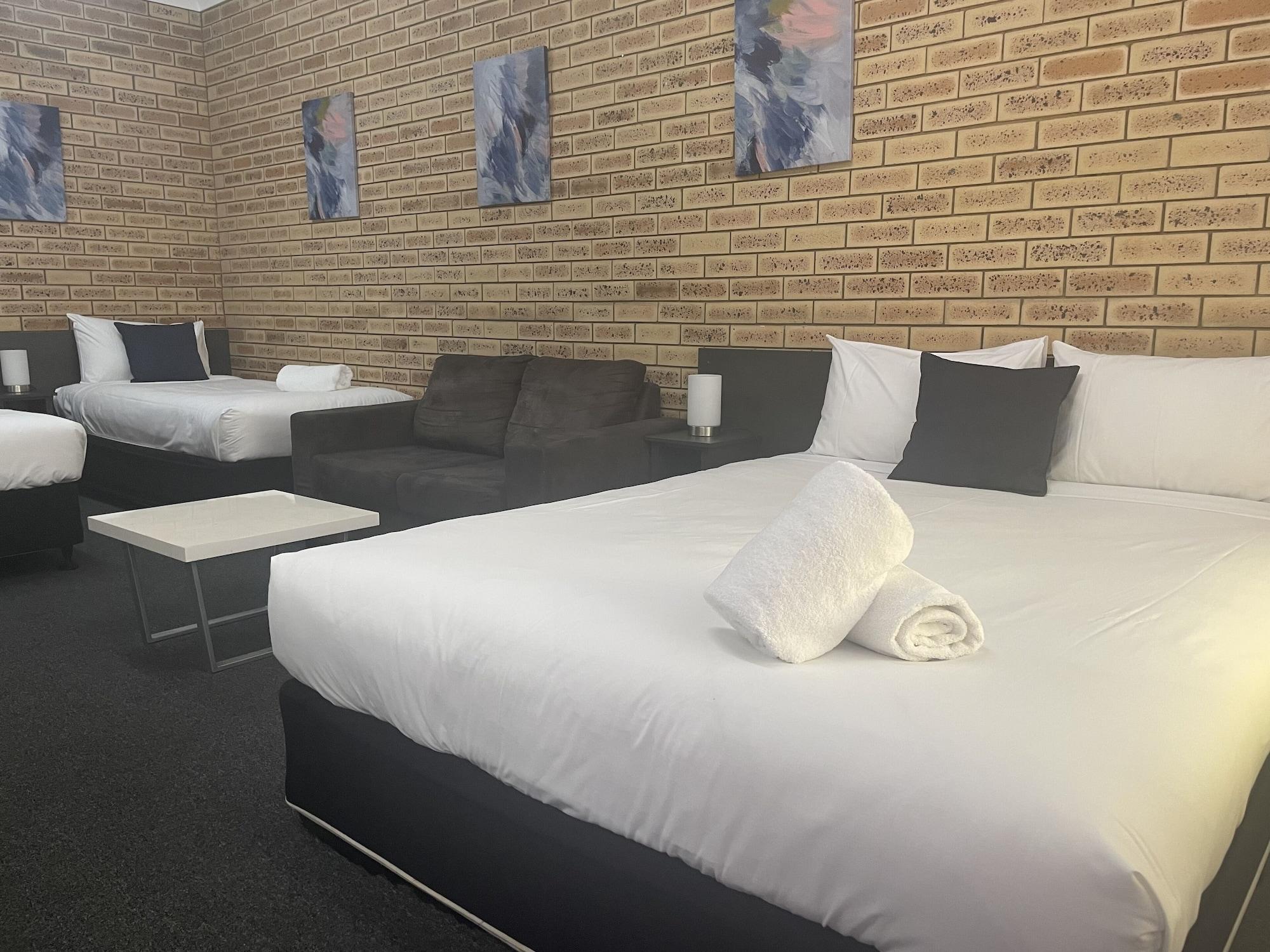 Blue Violet Motor Inn Toowoomba Buitenkant foto